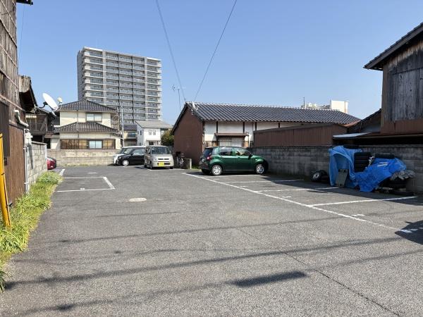 松江市本郷町の貸家