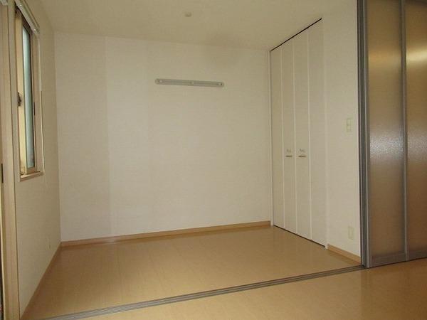 松江市黒田町のアパート