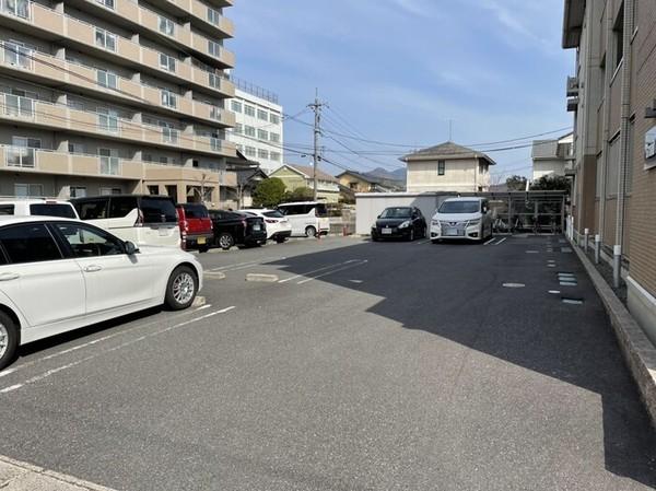 松江市学園南１丁目のアパート
