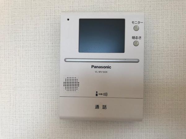 安来市安来町のアパート