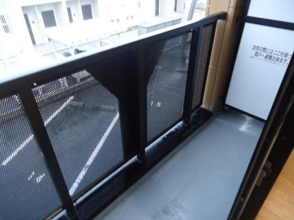 松江市玉湯町湯町のアパート