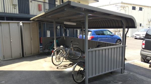 松江市西川津町のアパート