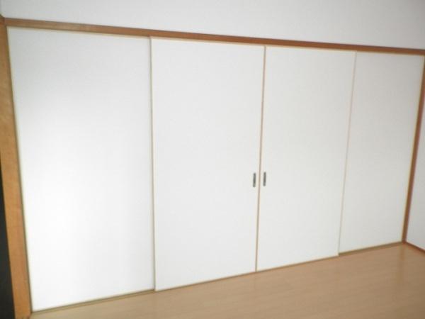 ツインパレスＡ