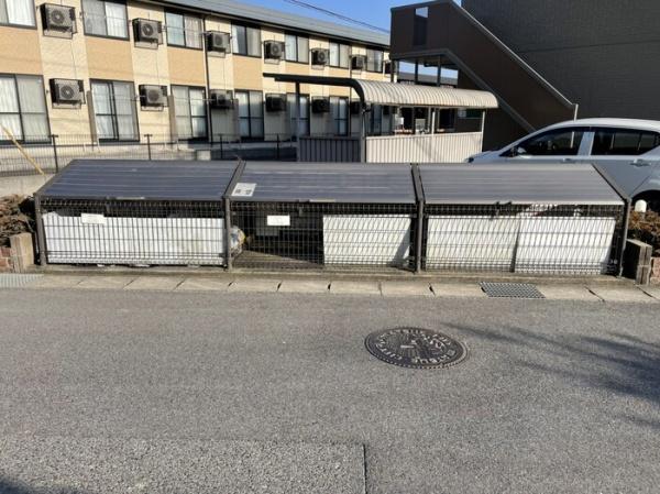 松江市西川津町のアパート