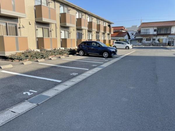 松江市西川津町のアパート