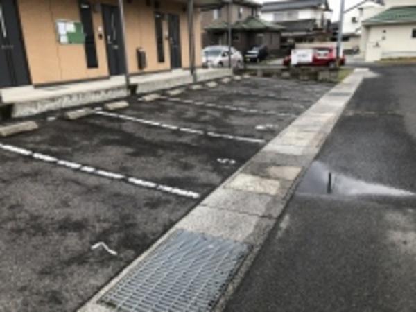 松江市西川津町のアパート