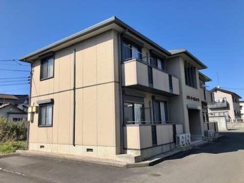 松江市春日町のアパート