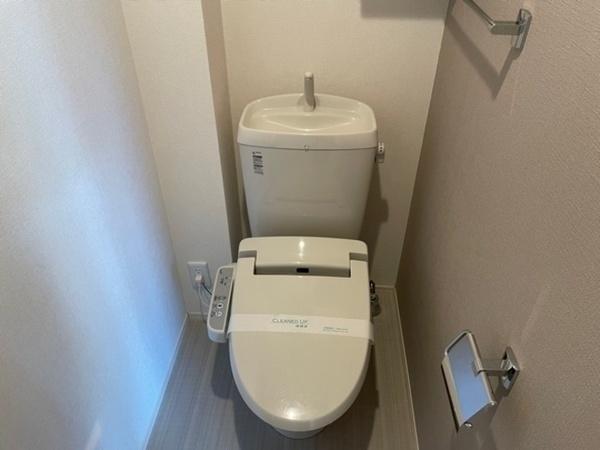 松江市古志原７丁目のアパート