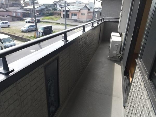 松江市上乃木６丁目のアパート