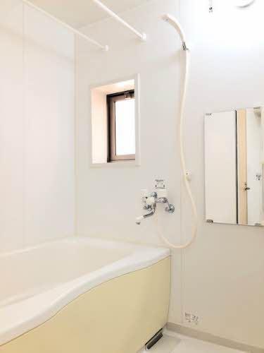 松江市西川津町のアパート