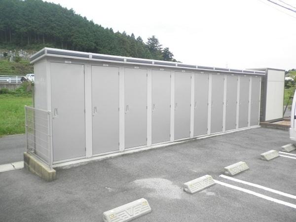 松江市法吉町のアパート