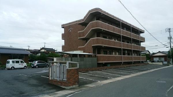 松江市東出雲町揖屋のマンション