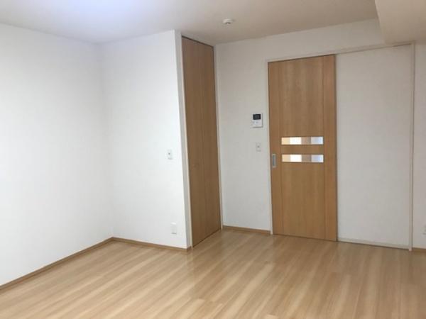 松江市学園１丁目のアパート
