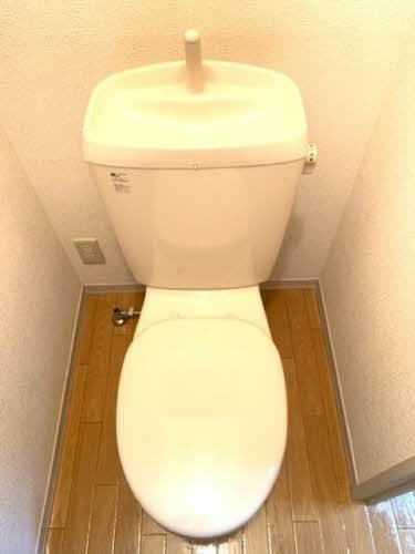 松江市西川津町のアパート