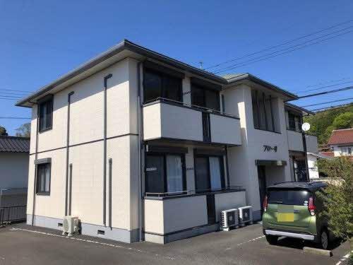 松江市西川津町のアパート
