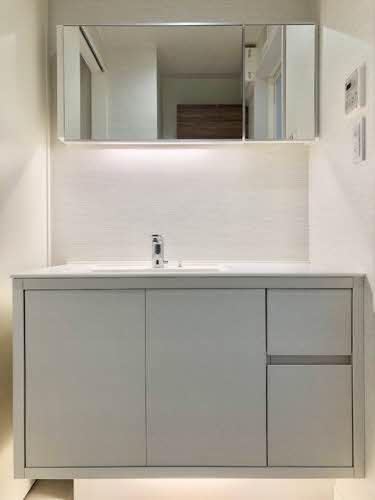 松江市西川津町のアパート
