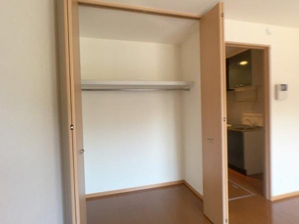 松江市西川津町のアパート