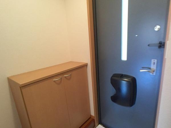 松江市西川津町のアパート