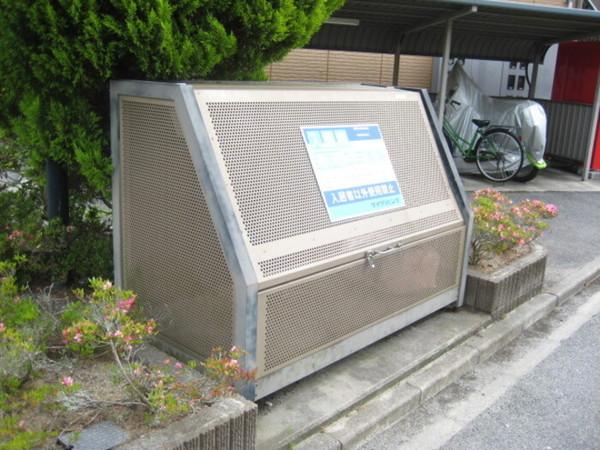 松江市西川津町のアパート