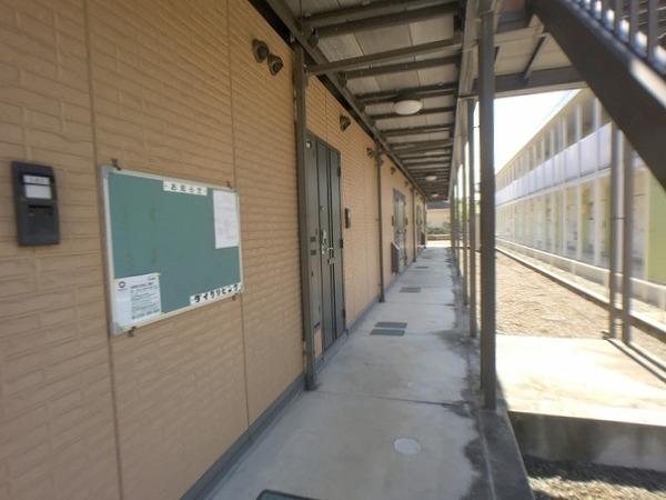 松江市西川津町のアパート