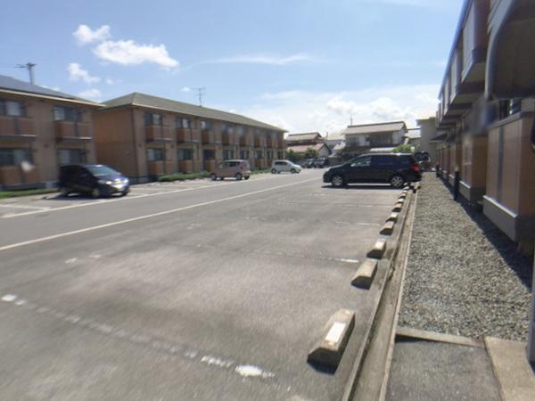 松江市西川津町のアパート