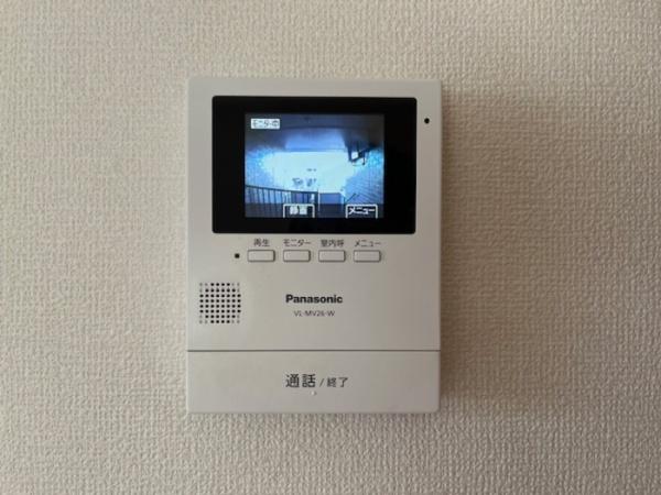 松江市東出雲町錦新町３丁目のアパート