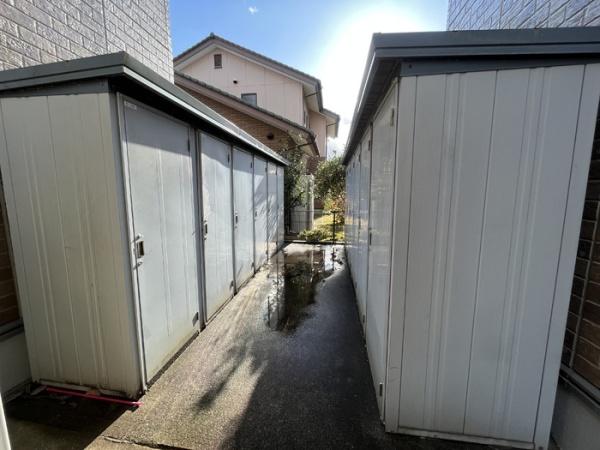 松江市東出雲町錦新町３丁目のアパート