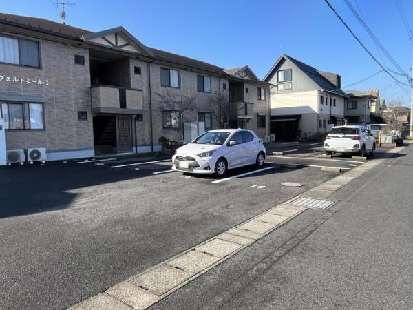 松江市東出雲町錦新町３丁目のアパート