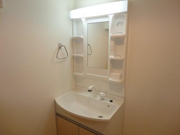 Ａｐｐａｒｔｅｍｅｎｔ　Ｅｓｔ