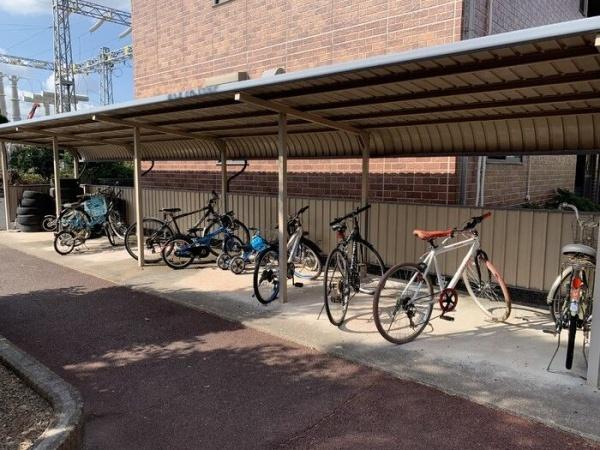 松江市東出雲町錦新町７丁目のアパート