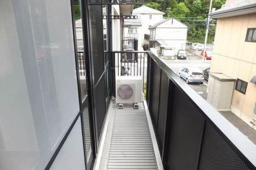 松江市西川津町のアパート