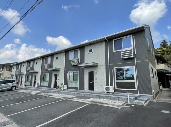 松江市西川津町のアパート
