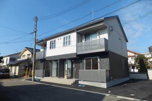 松江市西川津町のアパート
