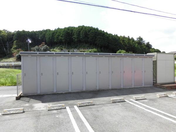 松江市法吉町のアパート