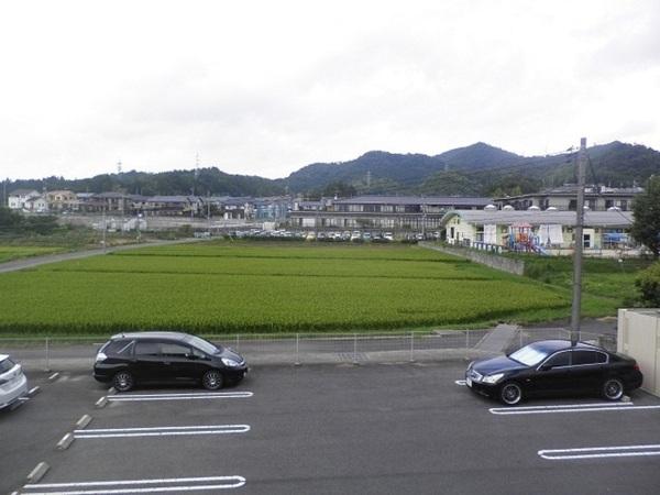 松江市法吉町のアパート