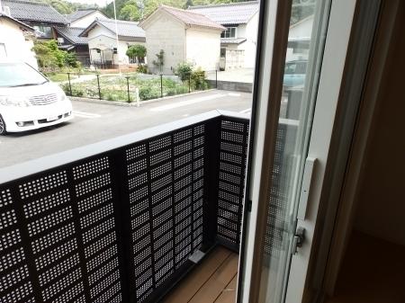 安来市安来町のアパート