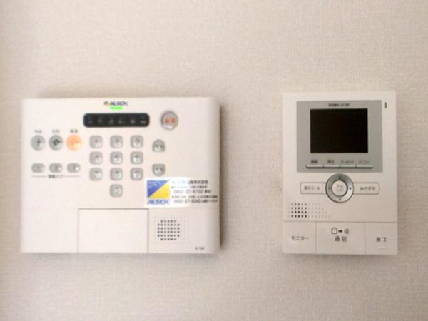 安来市安来町のアパート