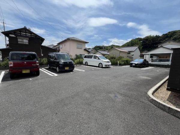 安来市安来町のアパート