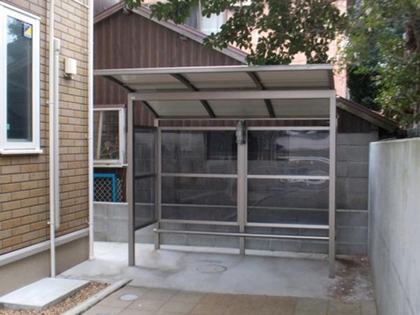 安来市安来町のアパート