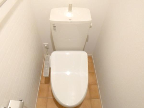 安来市安来町のアパート