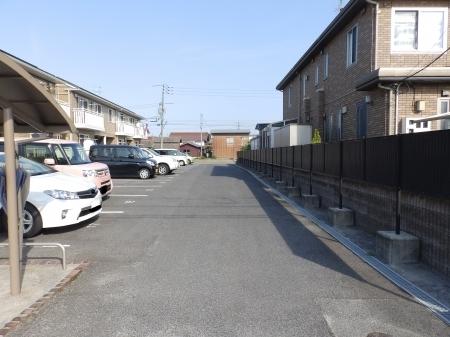 安来市飯島町のアパート
