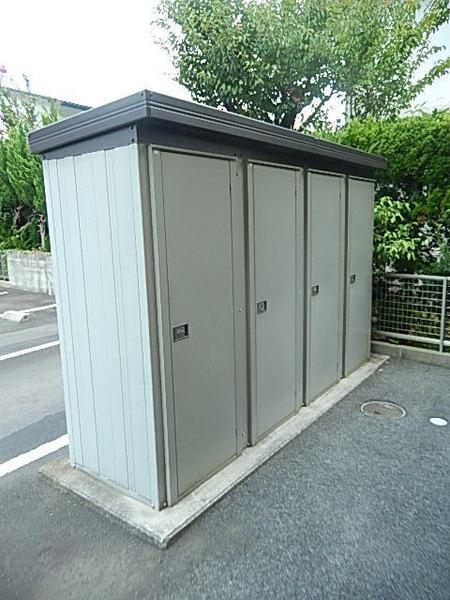 松江市西川津町のアパート