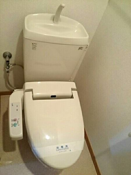 プラシード　ピアッツァA