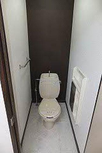 松江市菅田町のアパート