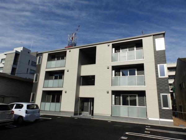 松江市東朝日町のアパート