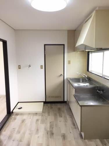松江市雑賀町のアパート