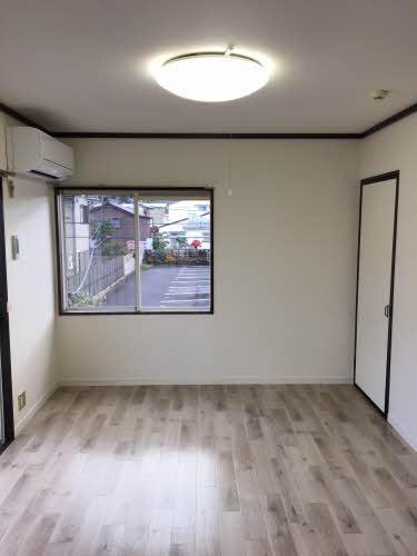 松江市雑賀町のアパート