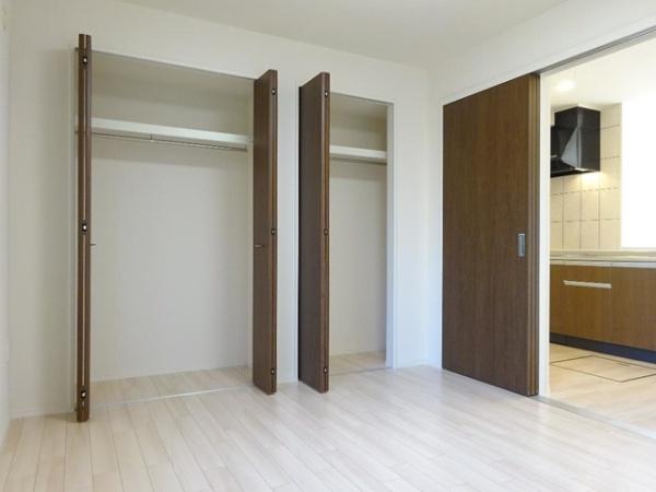 松江市東出雲町揖屋のアパート