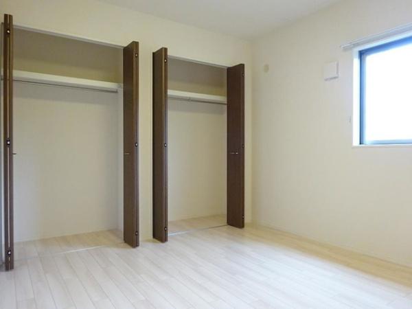 松江市東出雲町揖屋のアパート