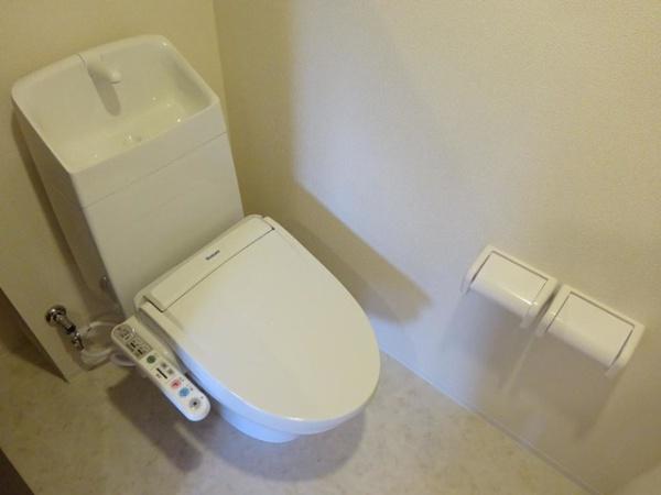 松江市東出雲町揖屋のアパート